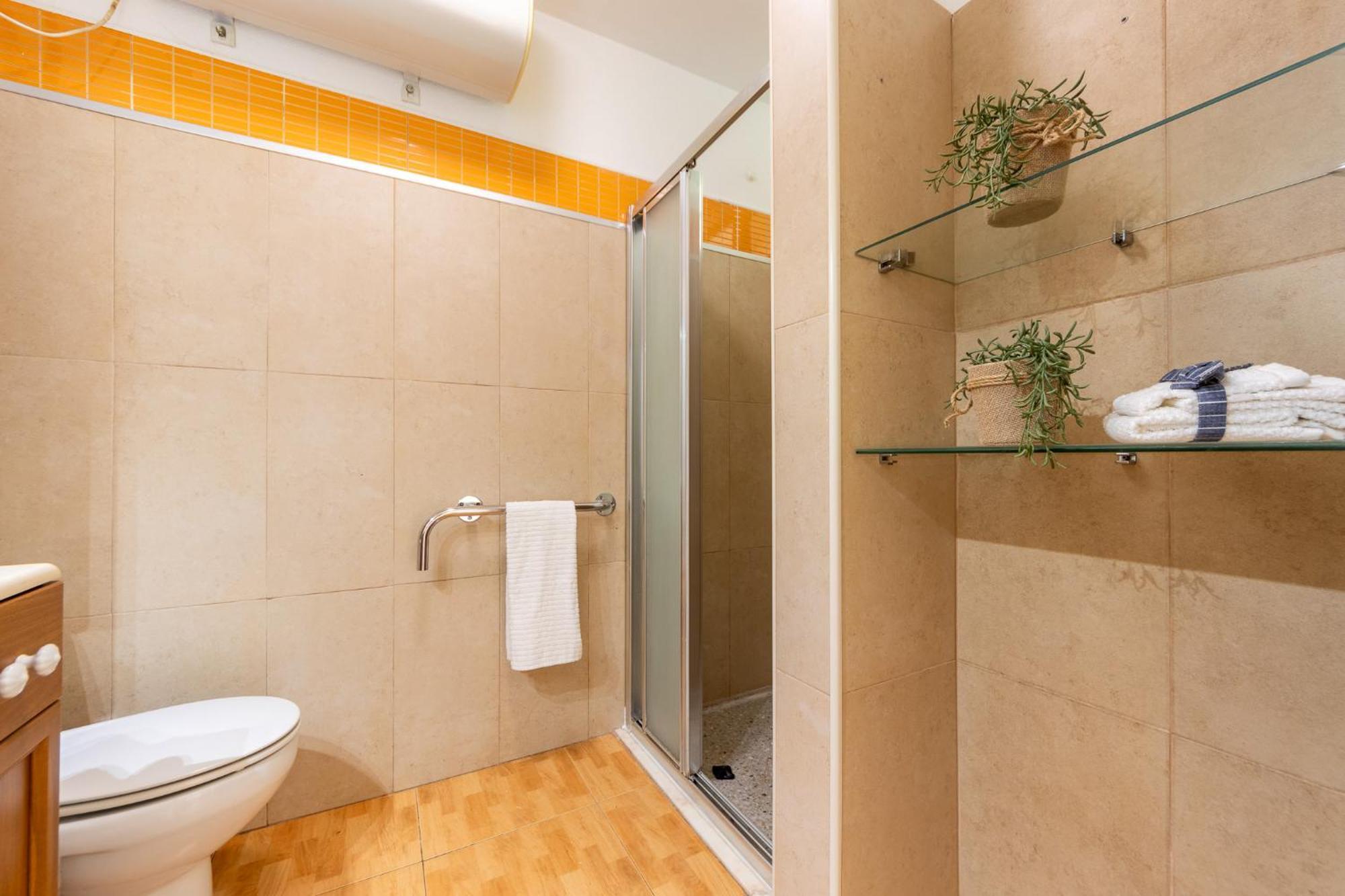 Luminoso Bungalow Con Parking Tarragona Luaran gambar
